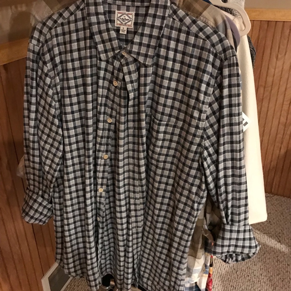 Men’s Lucky Brand Long Sleeve Button Up Size L!